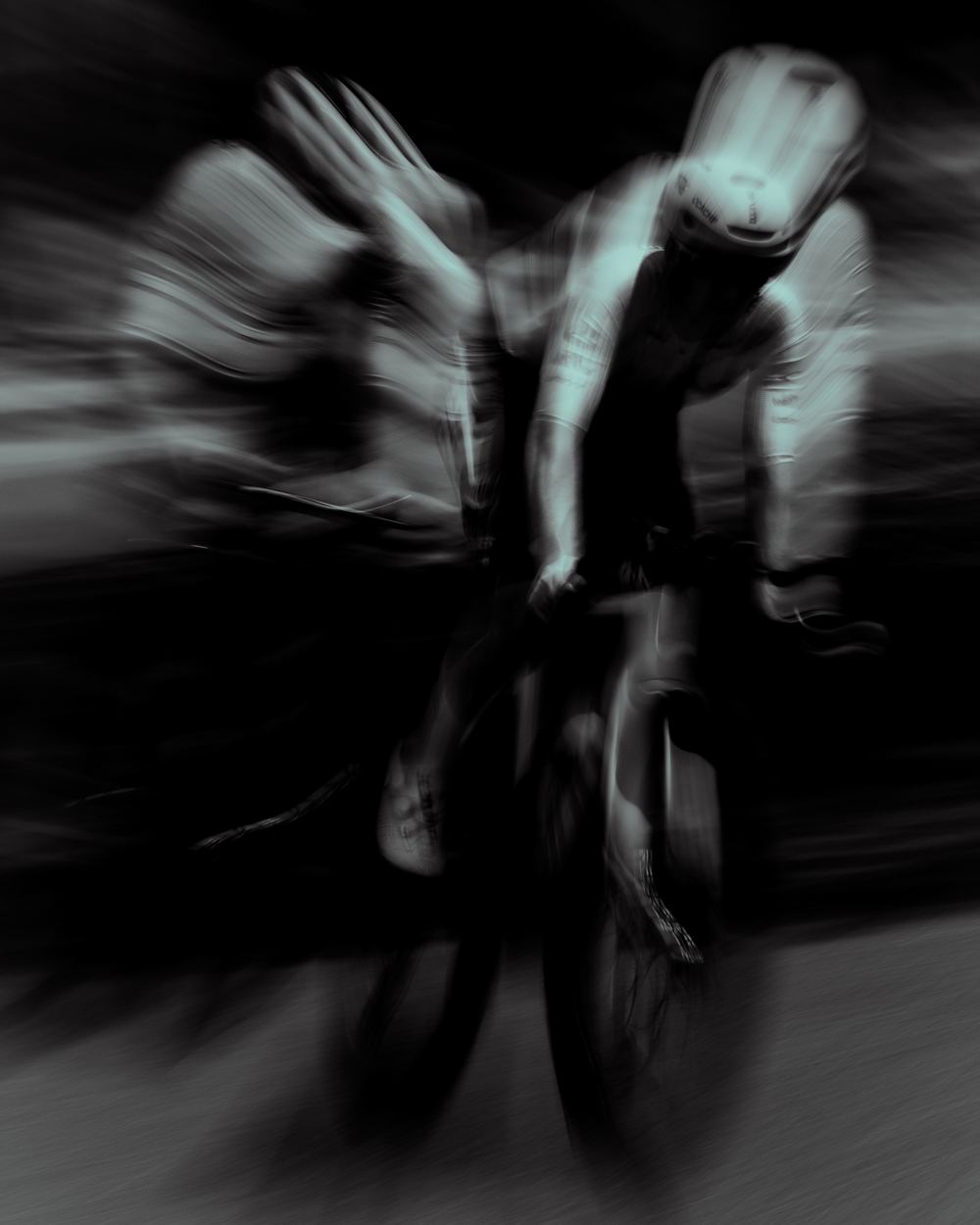 NSTRMO rider at the Teardrop, motion blur