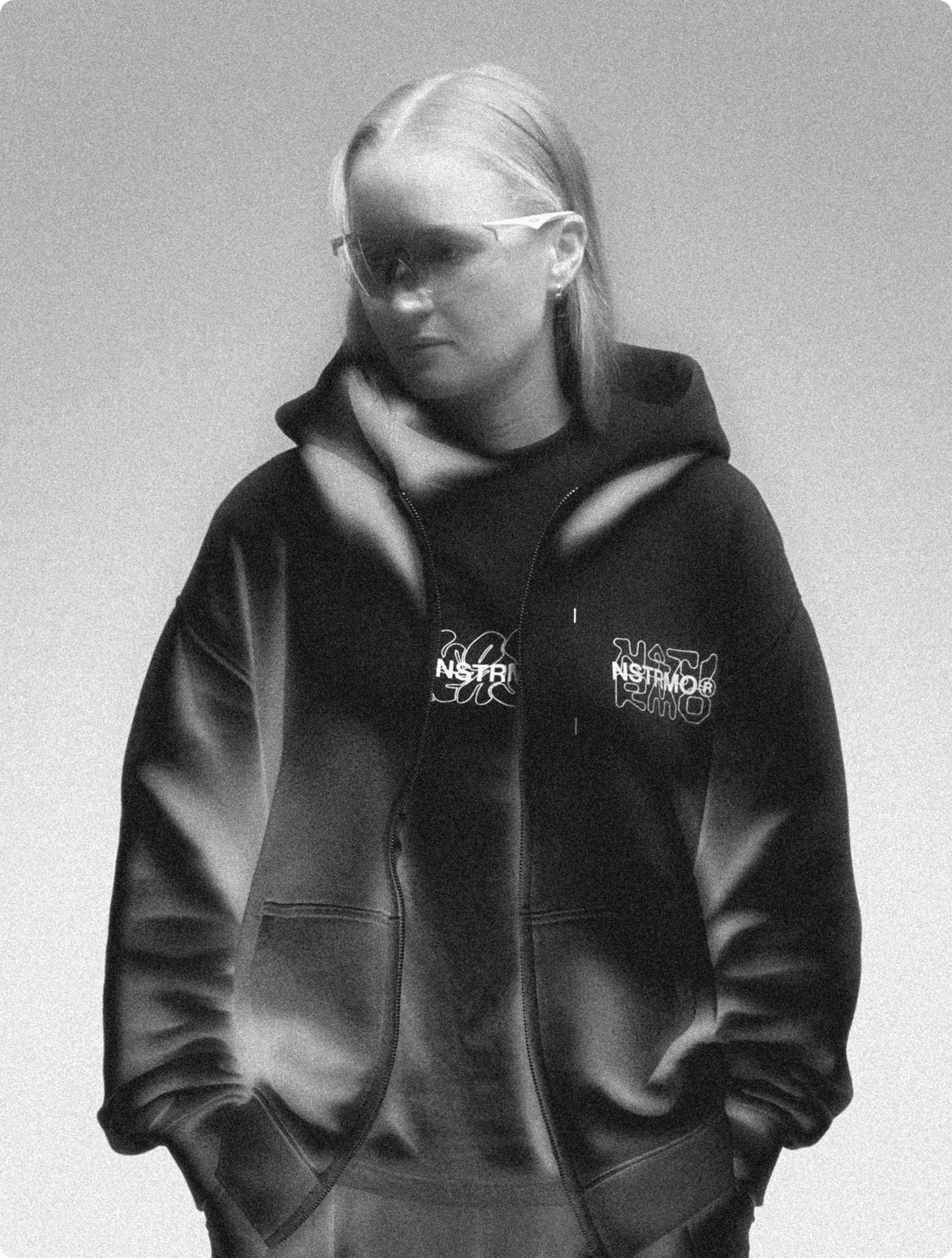 NSTRMO Crew Hooded Full Zip - Black
